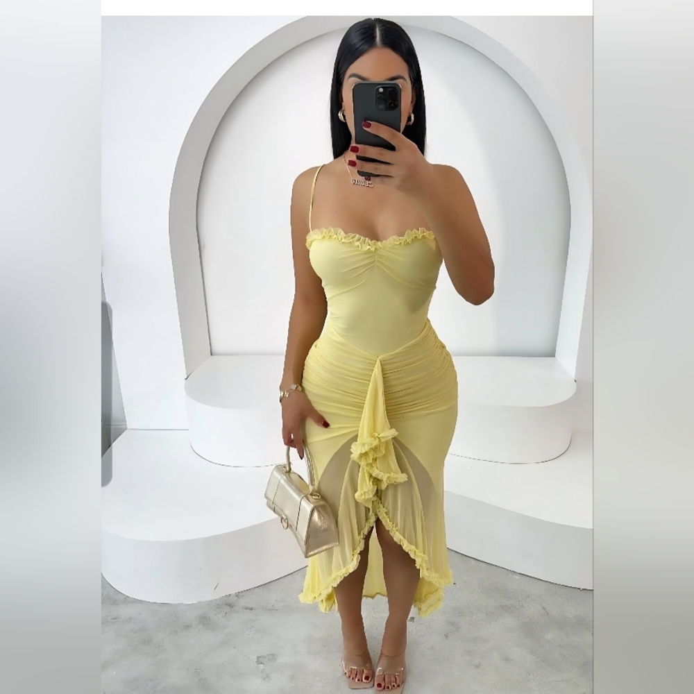 NEW! Elegant Ruffled Dress in Soft Yellow